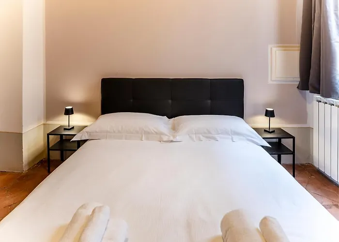 Centro Sant\'Ambrogio Flat