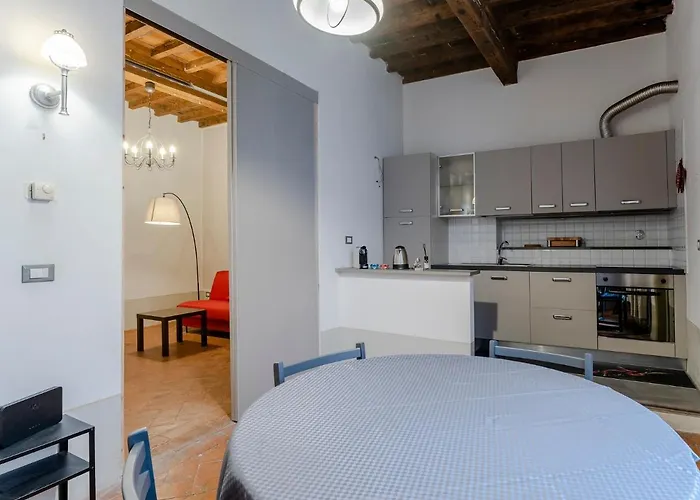 Centro Sant\'Ambrogio Flat