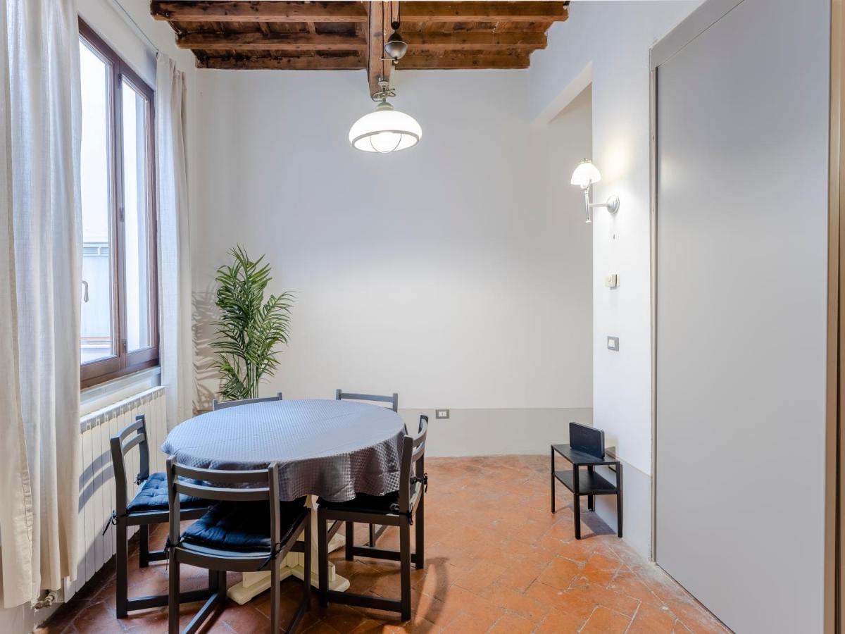 Appartement Centro Sant'ambrogio Flat *